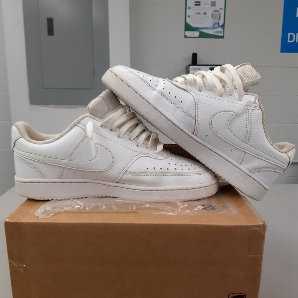 Nike Court Vision Low
